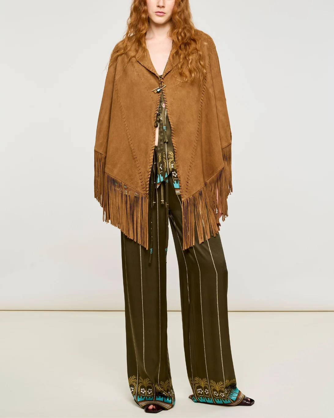 Amore Suede Shawl - Image 3