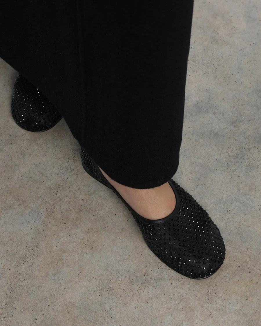 Balla Crystal Shoe | Black - Image 2