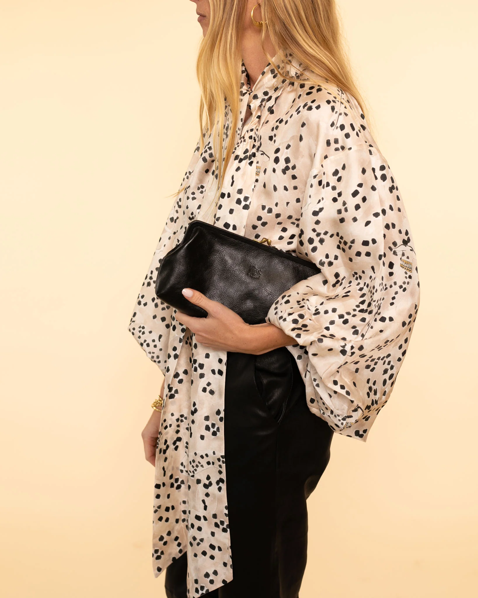 Classic Clutch Bag | Black - Image 3