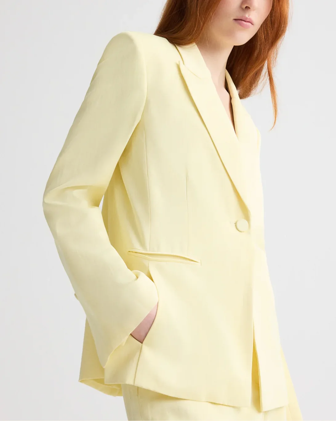 Her Fit Blazer | Flan - Image 3