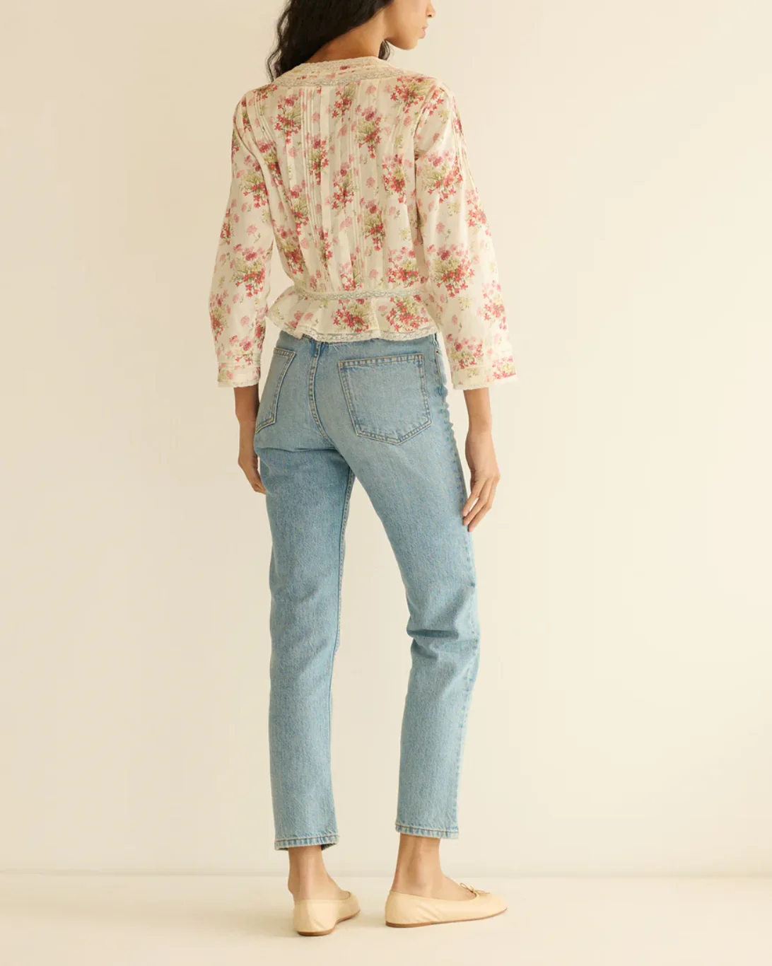 Hillock Top | Ivory Lantana Floral - Image 3