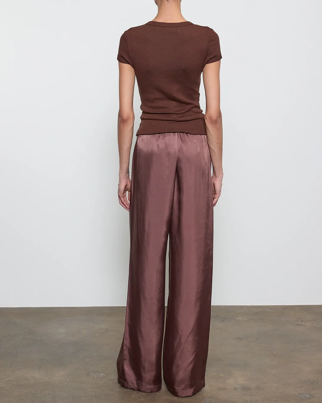 Textured Rib Cap Sleeve Crew | Chocolate - Image 2